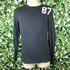 Buffalo Dark Gray Heathered Graphic Long Sleeve T